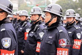 2015年河南伊川县招聘公安巡防队员和司法局人员211人公告